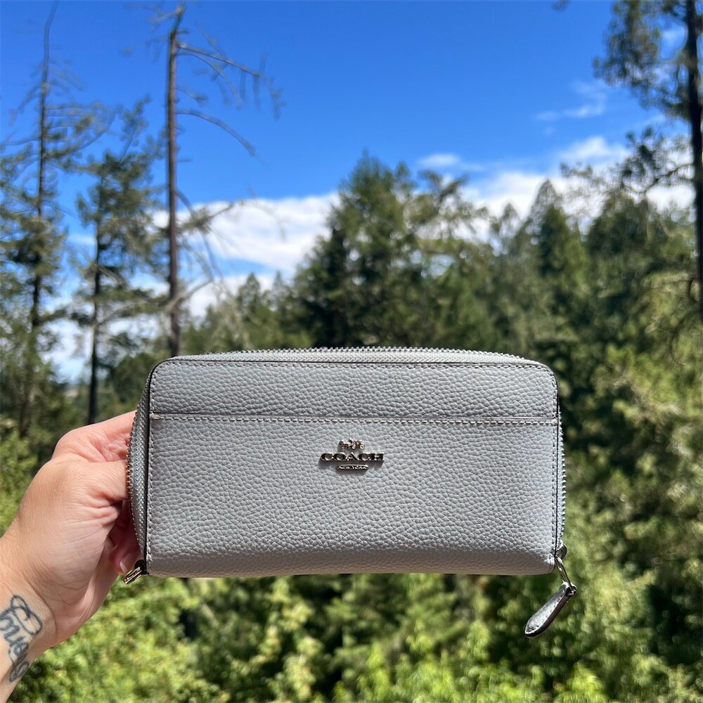 COACH Long Zip-Around Wallet Blue/Gray Pebble Leather Wallet Silver Hardware